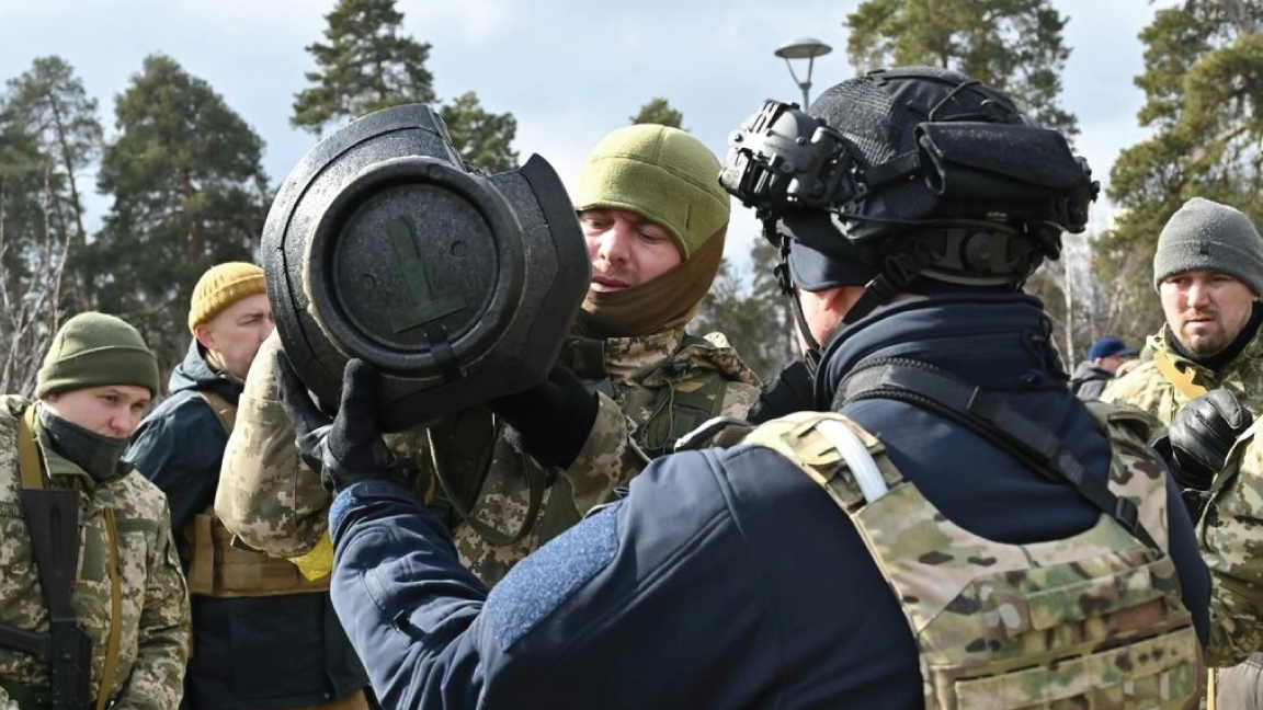 أعضاء في قوات الدفاع الأوكرانية في كييف في 09 مارس 2022