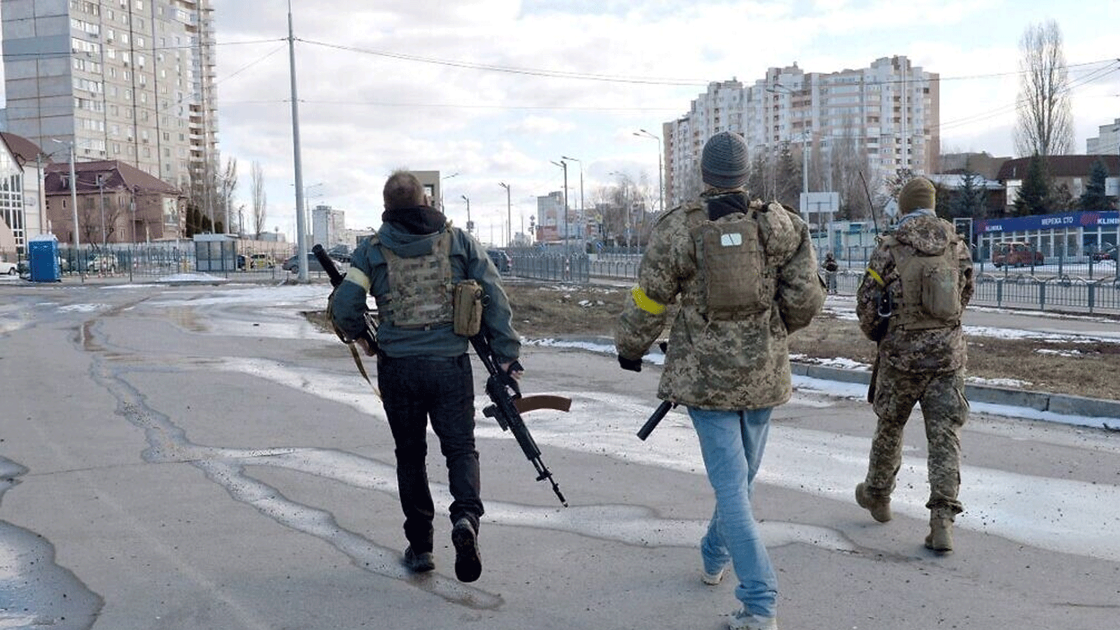 متطوعون للقتال في أوكرانيا في مواجهة الهجوم الروسي