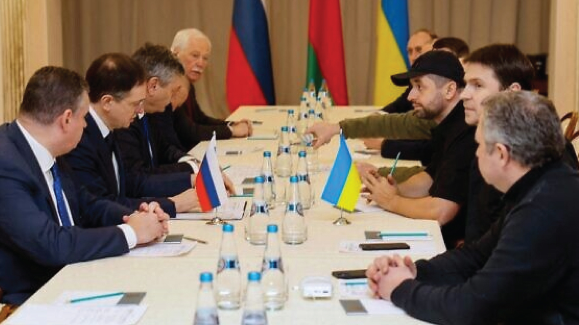 صوة من إحدى جولات المفاوضات االروسية - الأوكرانية في بيلاروسيا في 2 مارس الجاري