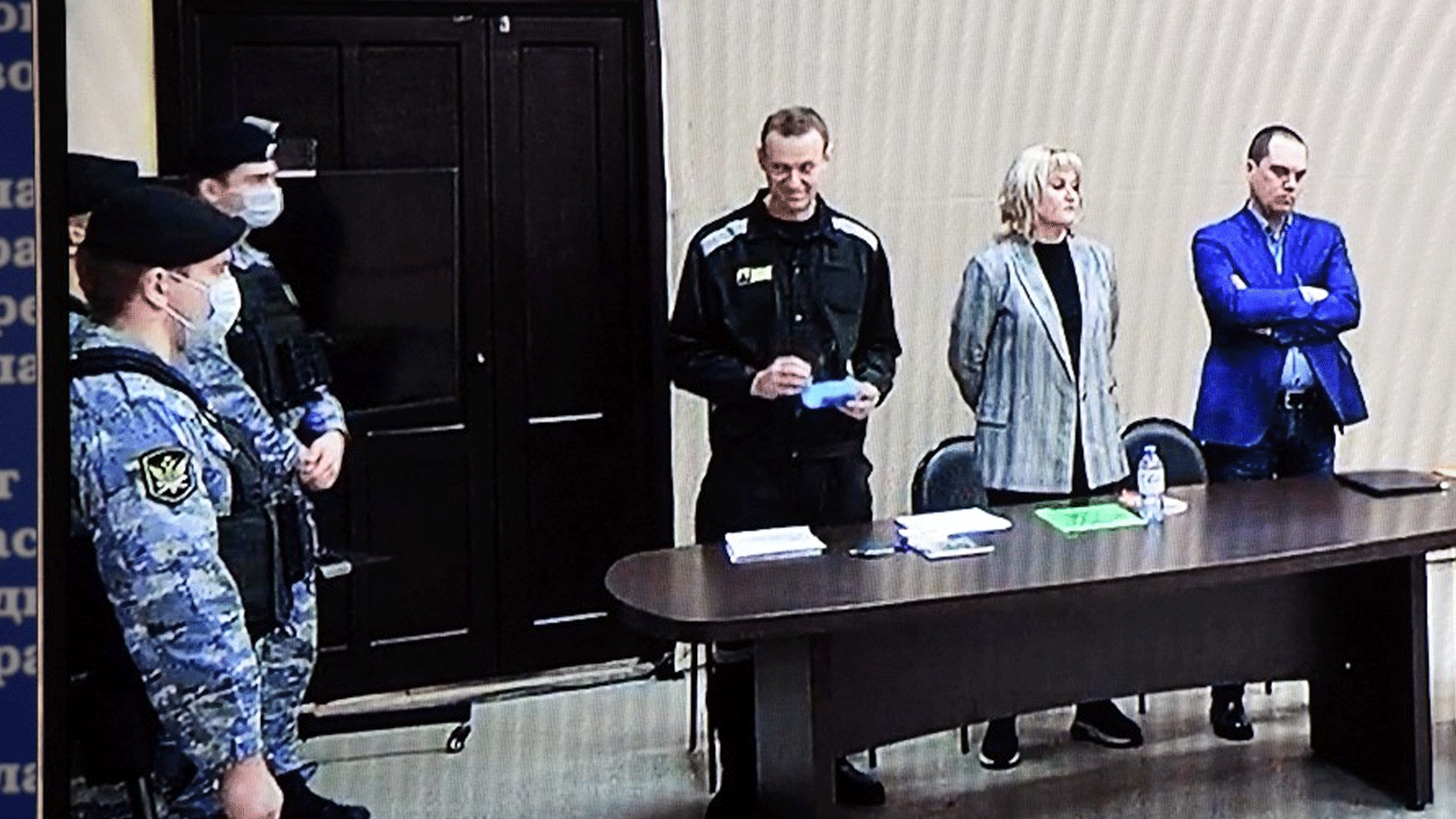 المعارض الروسي المسجون أليكسي نافالني خلال المحاكمة