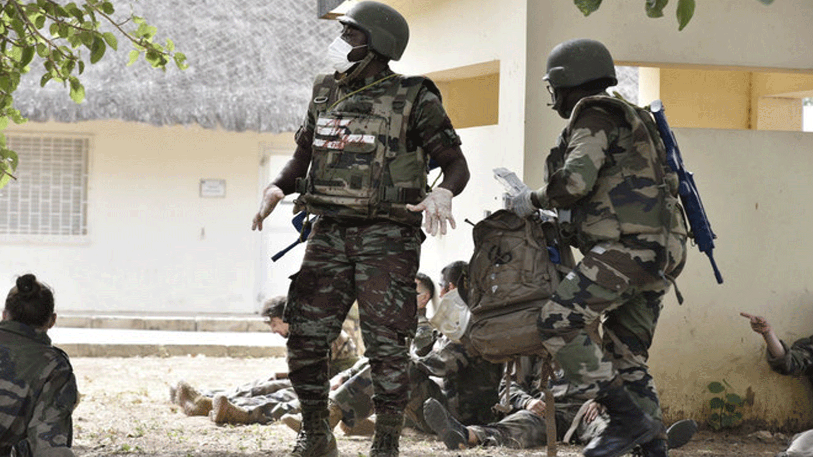 لقطة من أجواء الاشتباكات التي اندلعت بين الجيش السنغالي ومتمردين من حركة القوى الديمقراطية في كازامانس