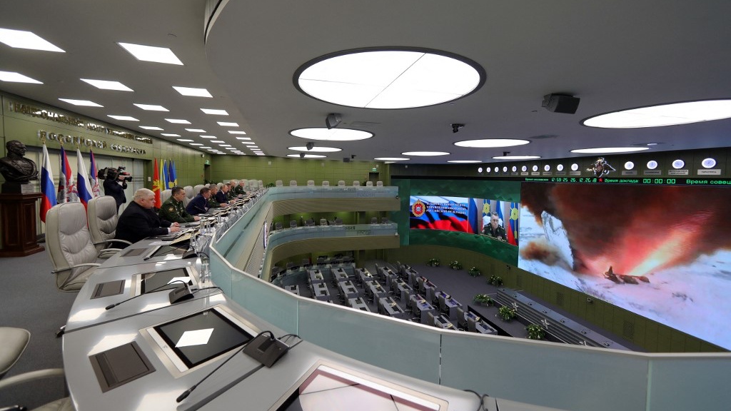 خلال تجربة الصواريخ الروسية فرط الصوتية "أفانغارد"