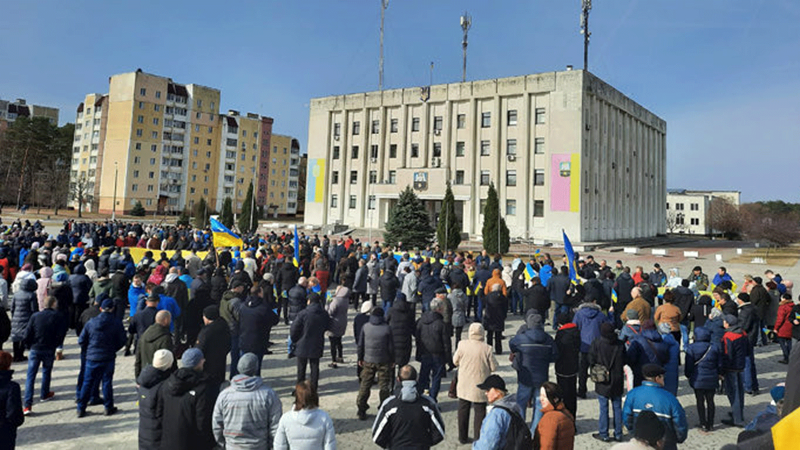 مسيرة ضد الإحتلال في مدينة سلافوتيتش التي وقعت تحت الاحتلال الروسي