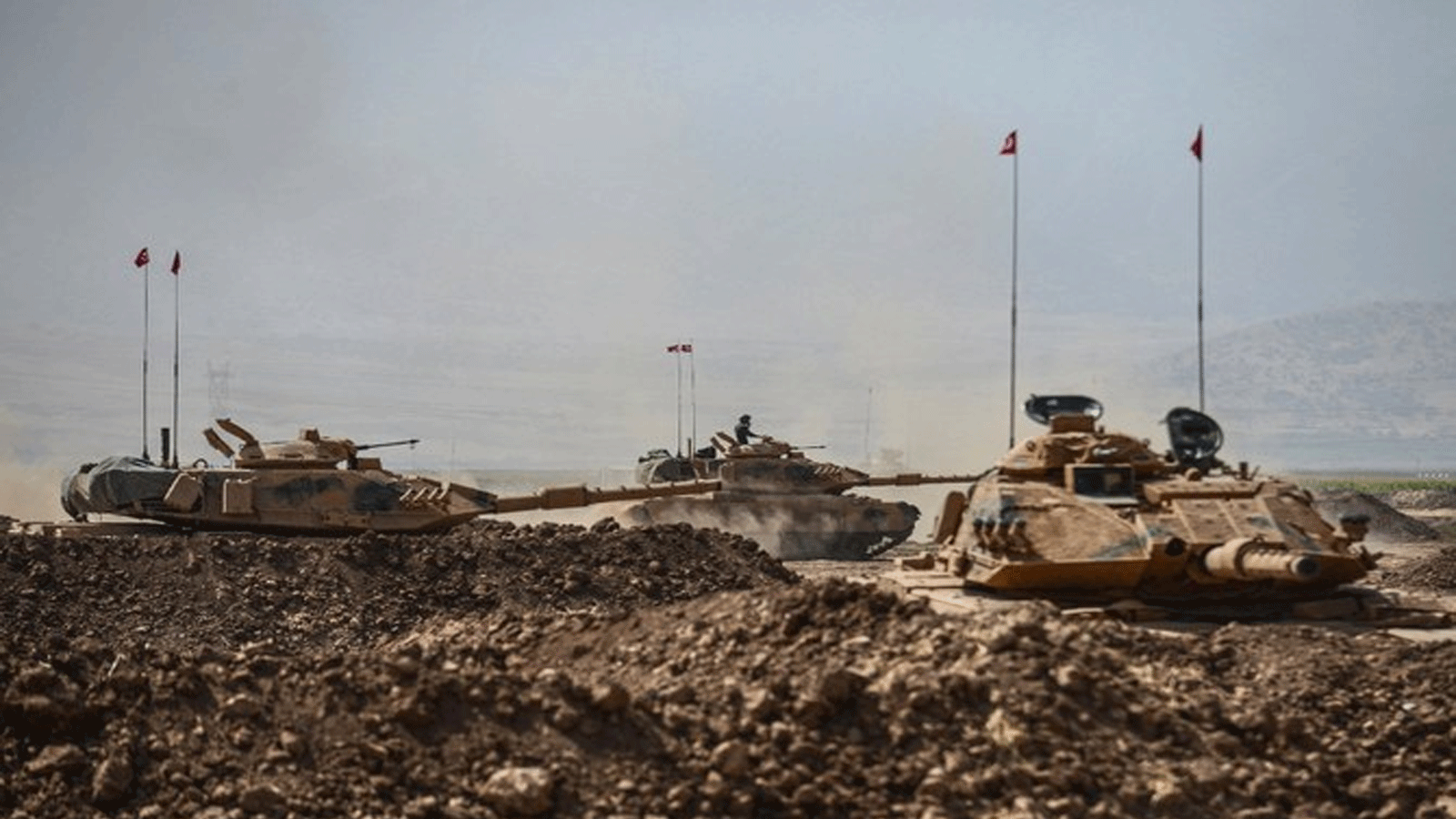ضرب الجيش التركي أهدافا لحزب العمال الكردستاني، قبل أن تعبر قوات الكوماندوز إلى المنطقة المجاورة