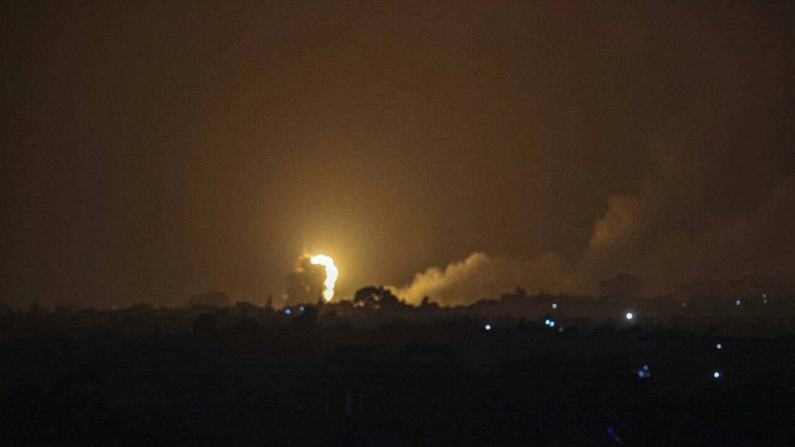 غارة اسرائيلية على رفح جنوب قطاع غزة 19 أبريل 2022