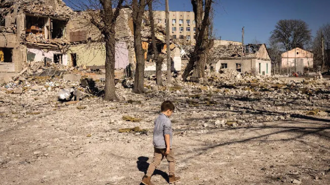يشكل الأطفال نحو نصف من أجبروا على الفرار من أوكرانيا بسبب الحرب