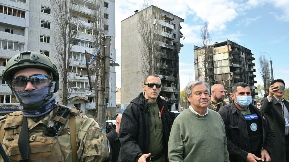 قام الأمين العام للأمم المتحدة أنطونيو غوتيريش بجولة في العديد من البلدات والقرى خارج كييف