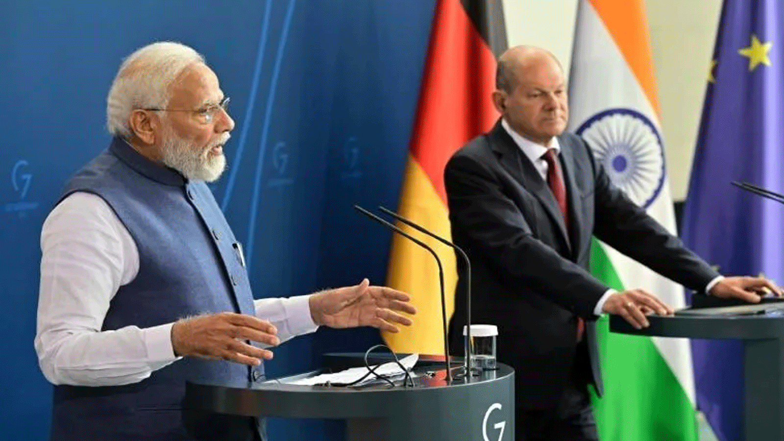 رئيس الوزراء الهندي ناريندرا مودي يدعو لإجراء محادثات لإنهاء الحرب في أوكرانيا، بعد لقاء المستشار الألماني أولاف شولتز في برلين في بداية جولة أوروبية