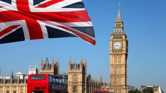 ساعة بيغ بن في ويستمنستر بلندن