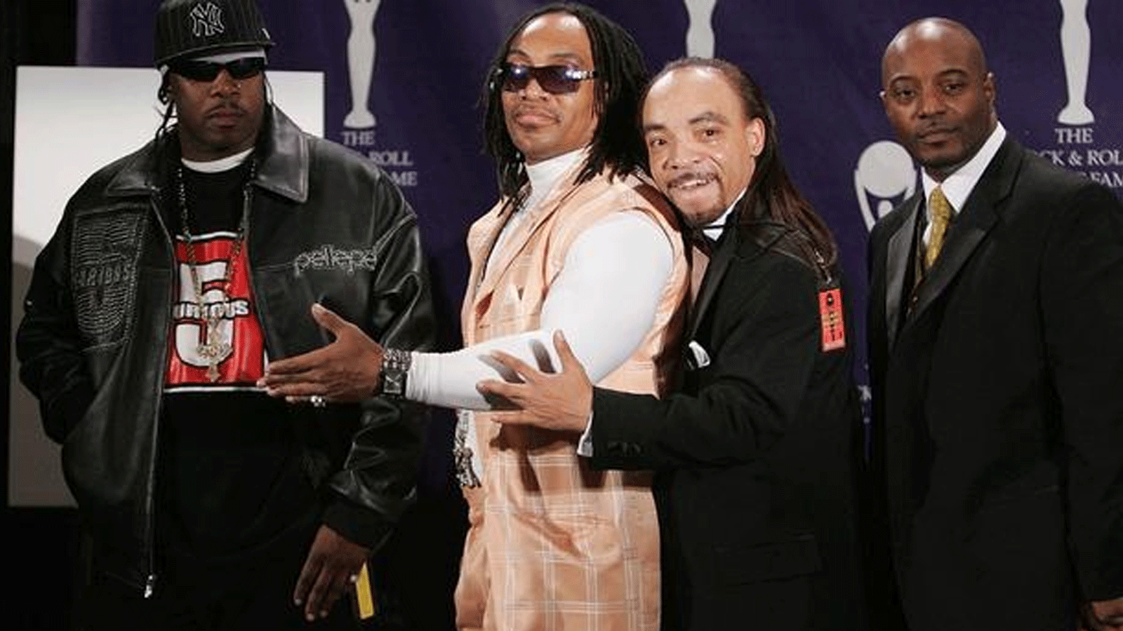 (من اليسار إلى اليمين) وينرز سكوربيون، ميلي ميل، كيد كريول وراهايم من The Furious Five في غرفة الصحافة في فندق والدورف أستوريا في 12 آذار\مارس 2007 في مدينة نيويورك