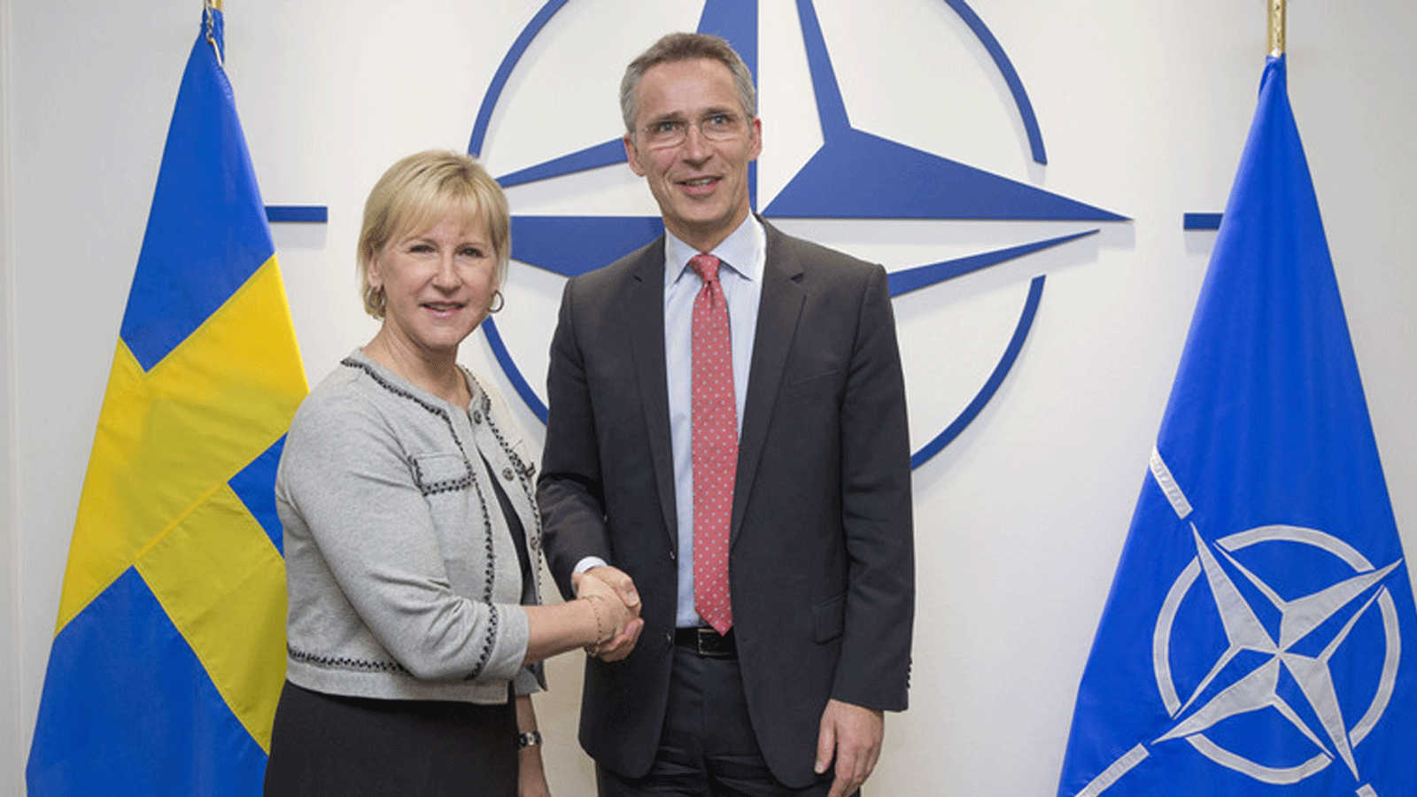 الأمين العام لحلف الناتو ينس ستولتنبرغ يلتقي بوزيرة خارجية السويد، مارغوت والستروم