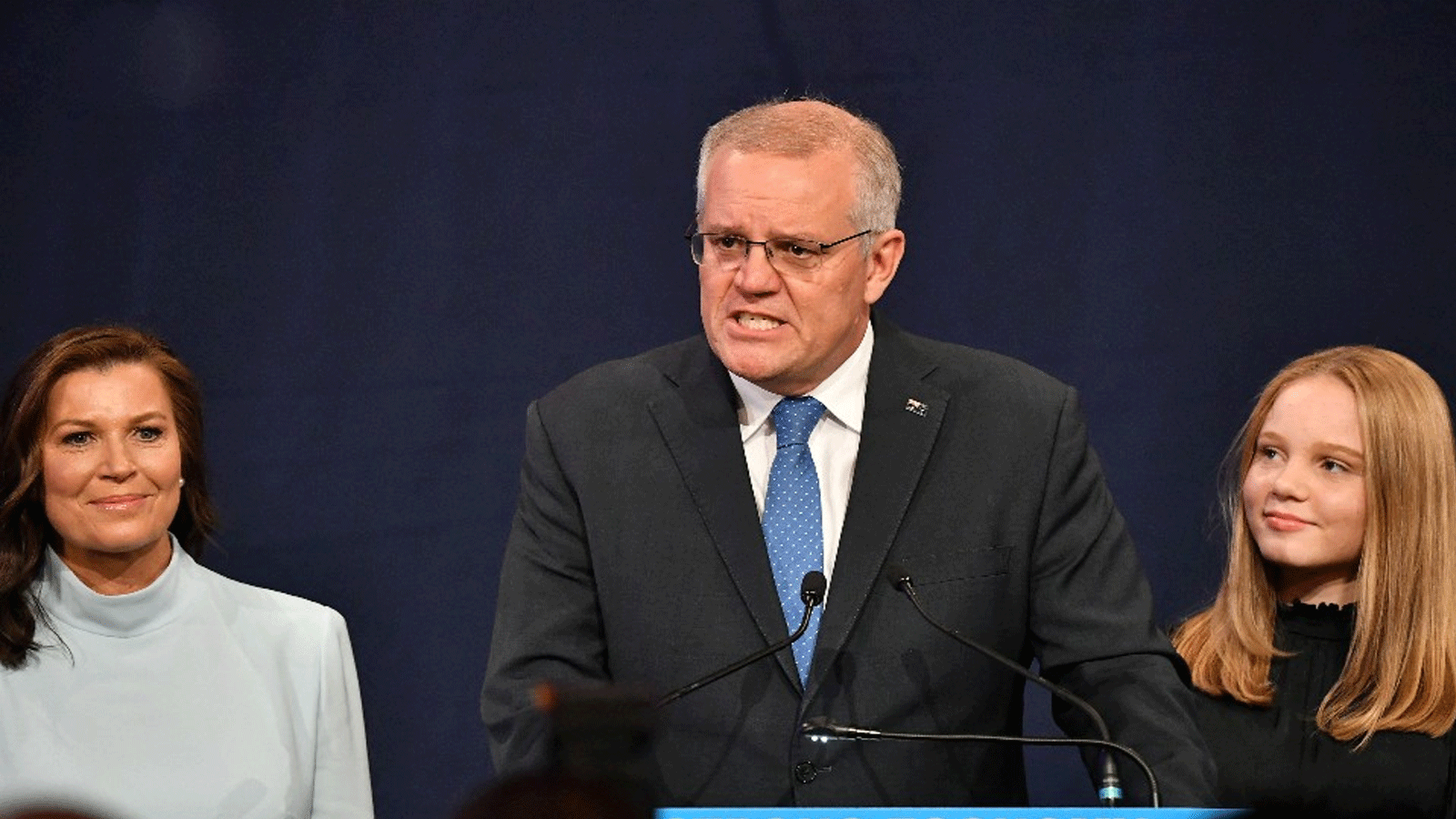 رئيس الوزراء الأسترالي المحافظ سكوت موريسون يعترف بهزيمته في الانتخابات يوم بعد ساعات من إصدار الناخبين توبيخًا لاذعًا لتقاعس حزبه بشأن تغير المناخ. 21 أيار\ مايو 2022