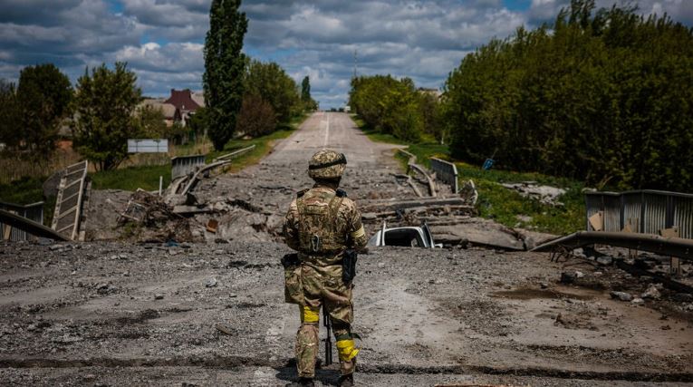 قالت وزارة الدفاع الأوكرانية إن قواتها استعادت السيطرة على الأراضي الواقعة على الحدود الروسية