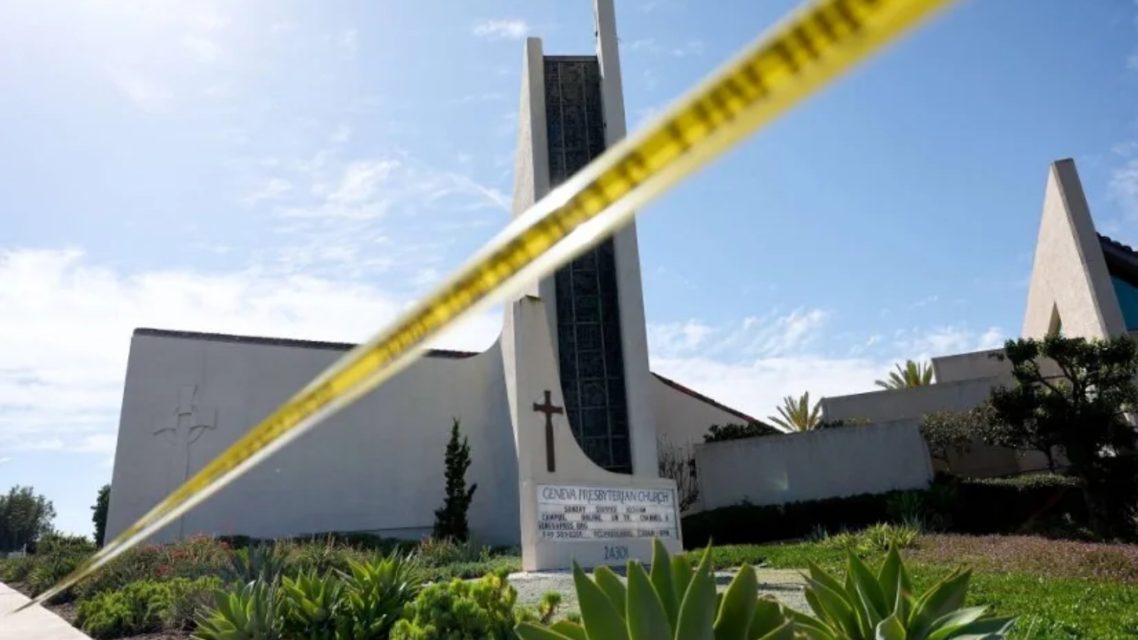 مكان إطلاق النار في الكنيسة في 15 مايو 2022 في لاغونا وودز، كاليفورنيا