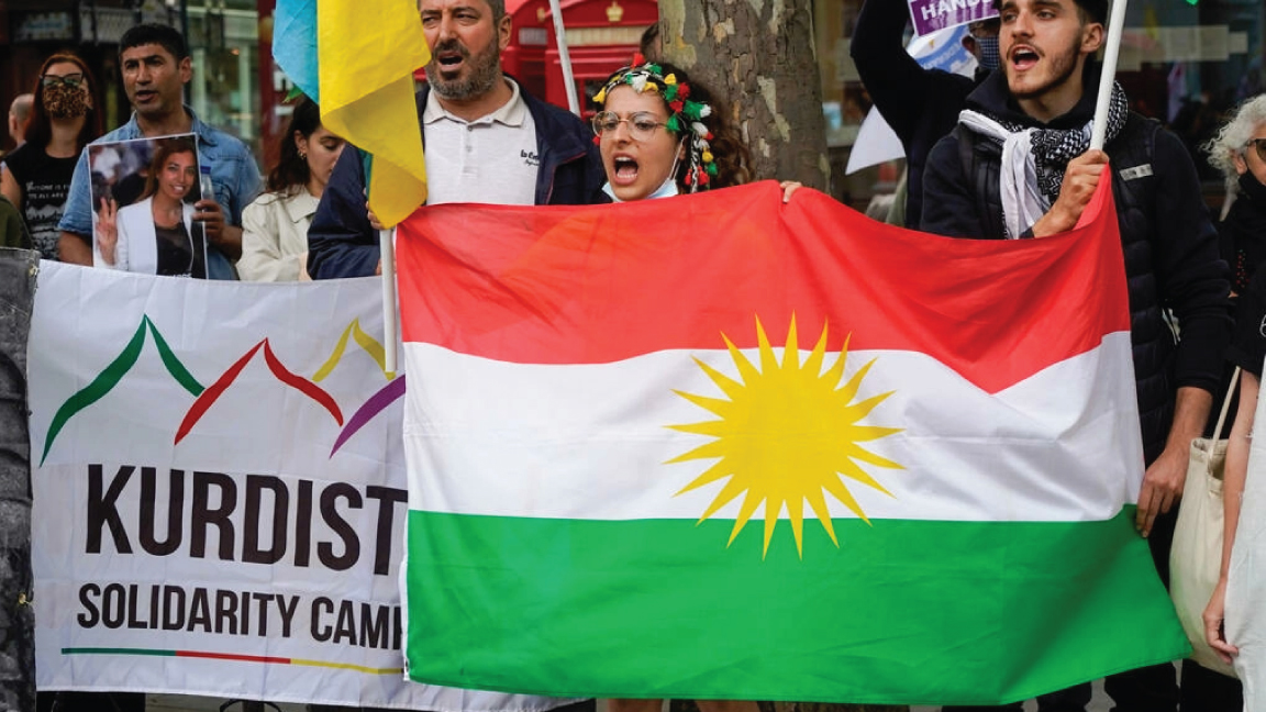 متظاهرون في لندن ضد التدخل العسكري التركي في شمال العراق بتاريخ 3 تموز/يوليو 2021