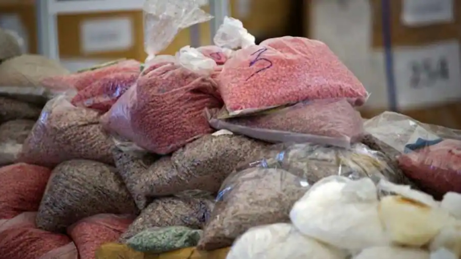 إنتاج المخدرات الاصطناعية آخذ في الازدياد في آسيا (توضيحية)