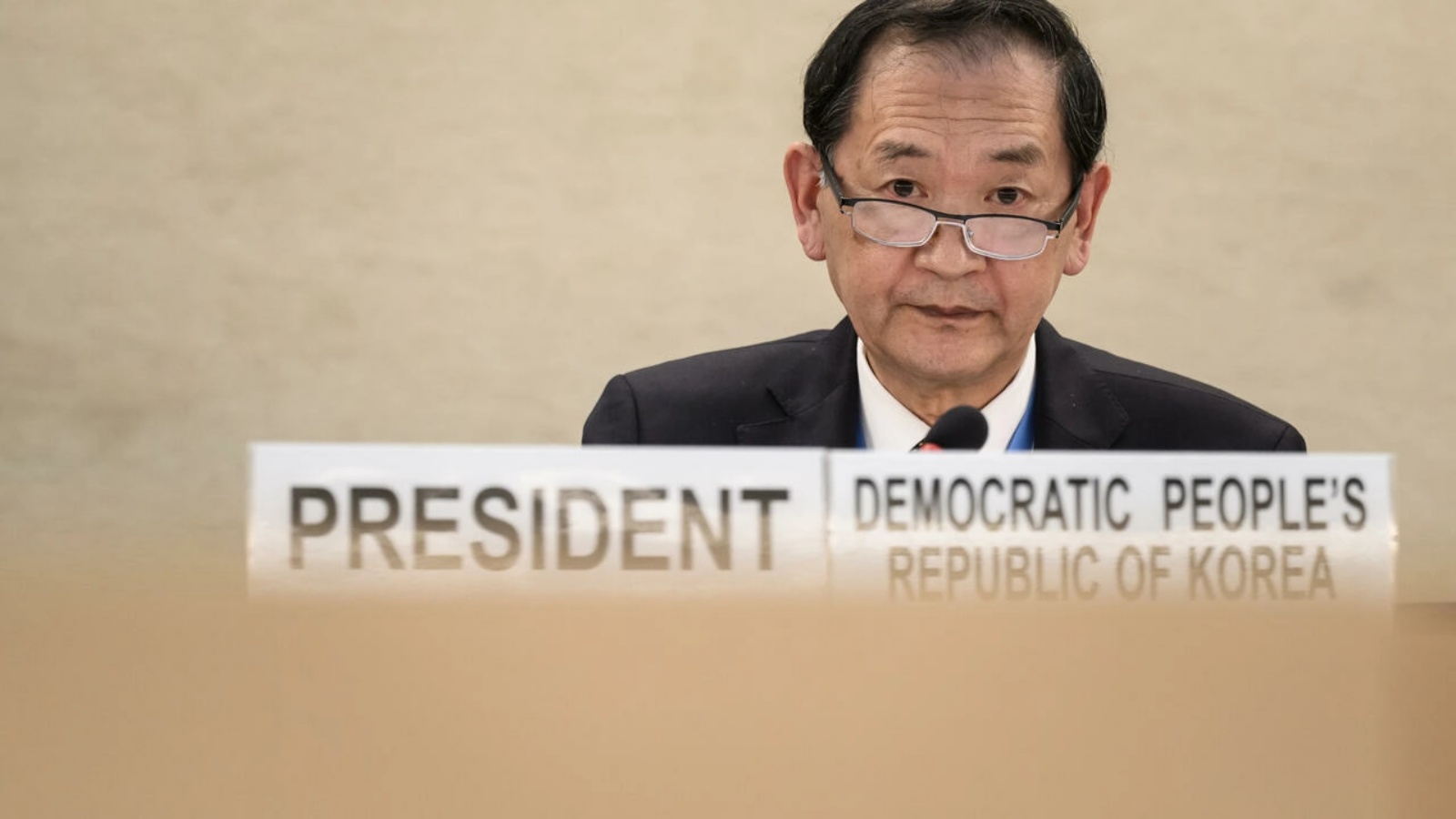 سفير كوريا الشمالية في الأمم المتحدة في جنيف هان تاي سونغ في مؤتمر نزع الأسلحة في 02 يونيو 2022