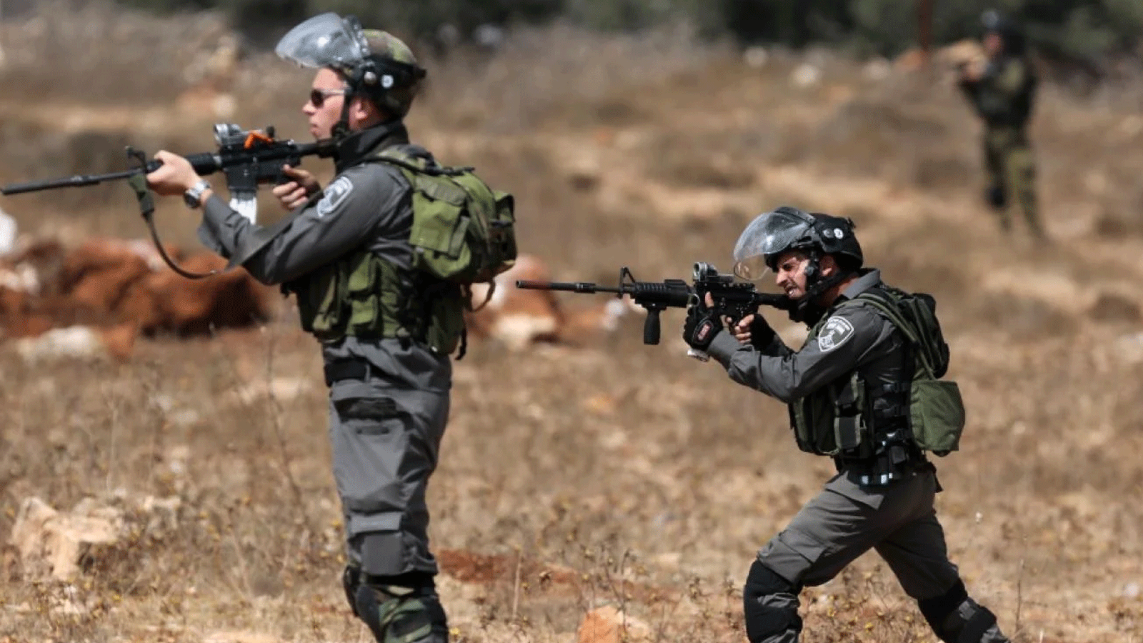 جنود من القوات الإسرائيلية في الضفة الغربية