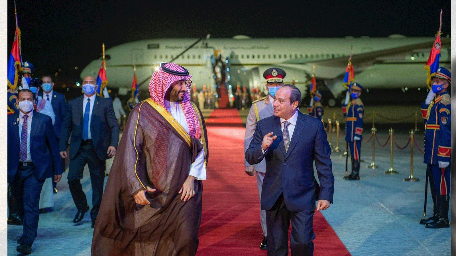 الرئيس المصري عبدالفتاح السيسي مستقبلاً ولي العهد السعودي الأمير محمد بن سلمان