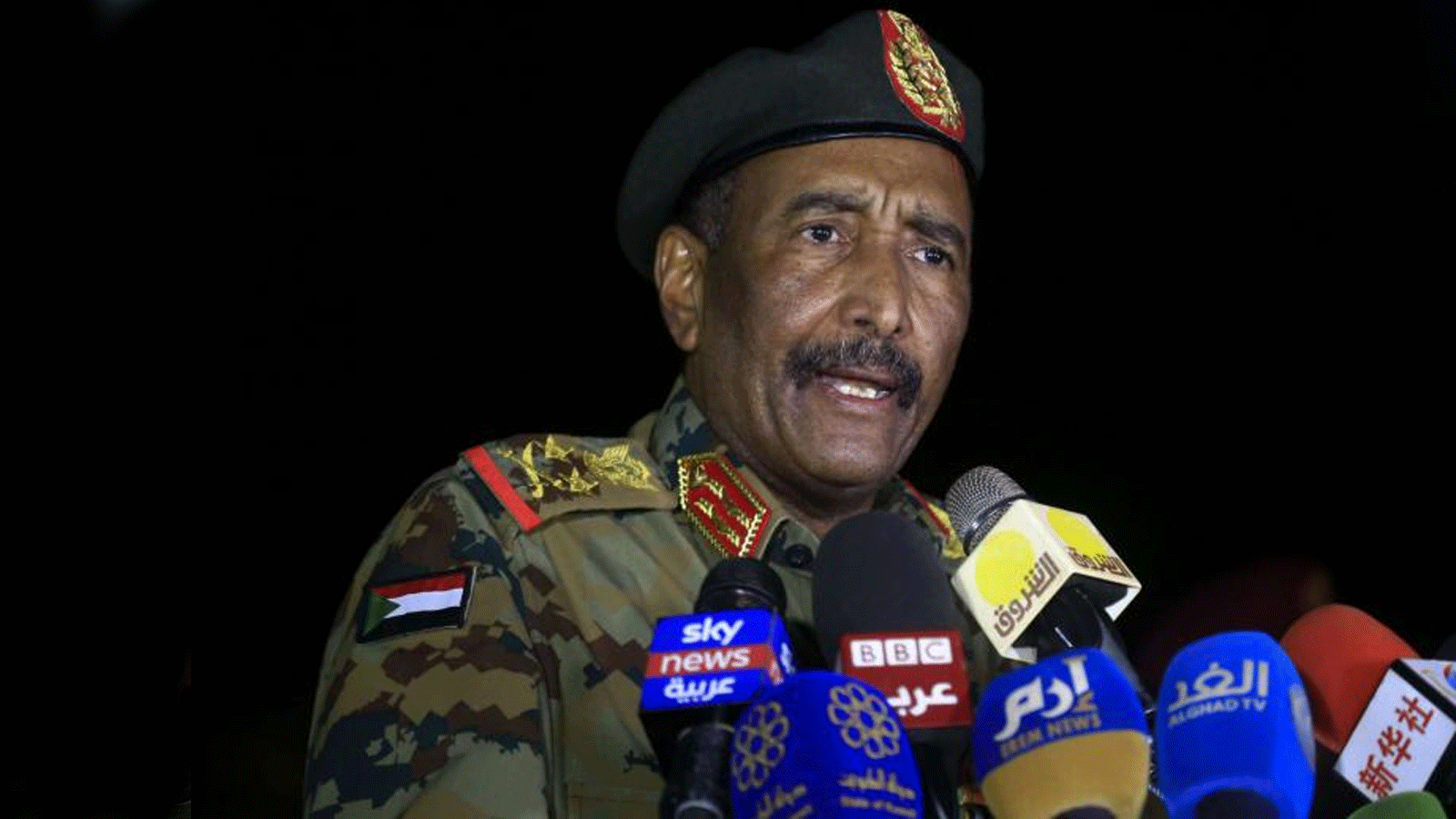 رئيس المجلس الانتقالي السوداني اللواء عبد الفتاح البرهان