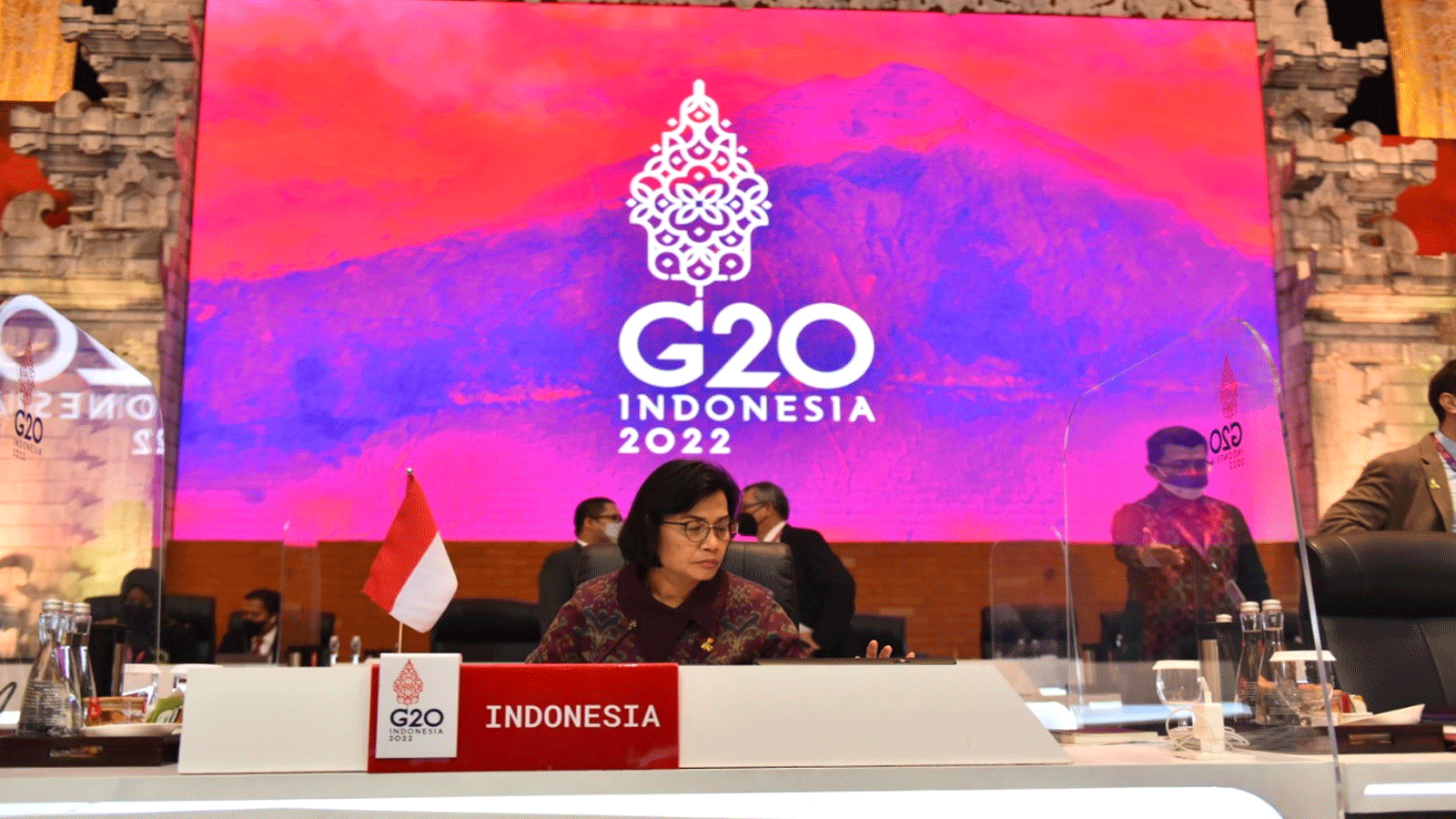 وزيرة المال الإندونيسية سري مولياني إندراواتي.