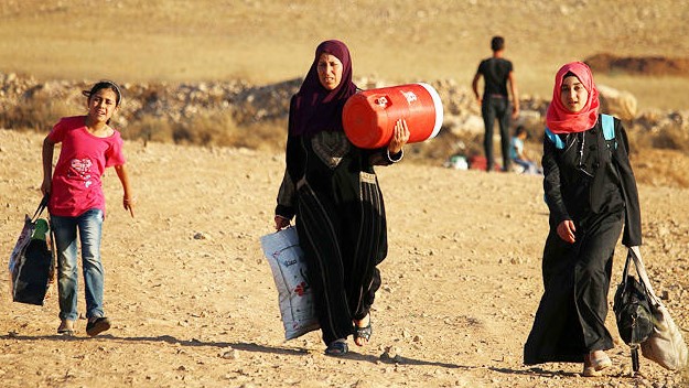 صورة من الأرشيف لنازحات سوريات في الشمال السوري