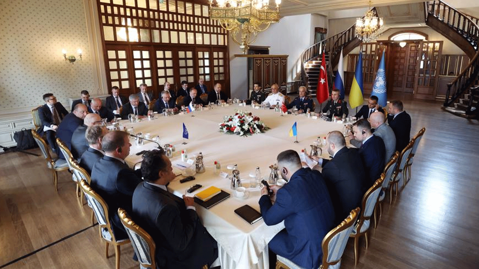 مسؤولون من روسيا وأوكرانيا وتركيا والأمم المتحدة يلتقون في اسطنبول، سعياً لاتفاق مبدئي بشأن خطة تصدير الحبوب