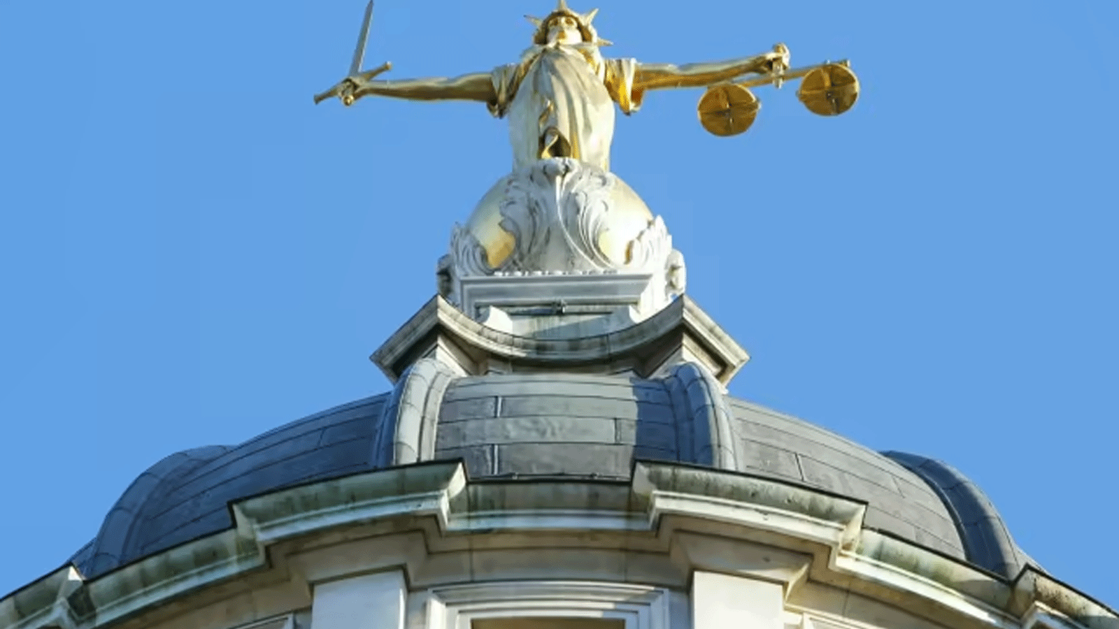 محكمة أولد بيلي الجنائية في قلب لندن