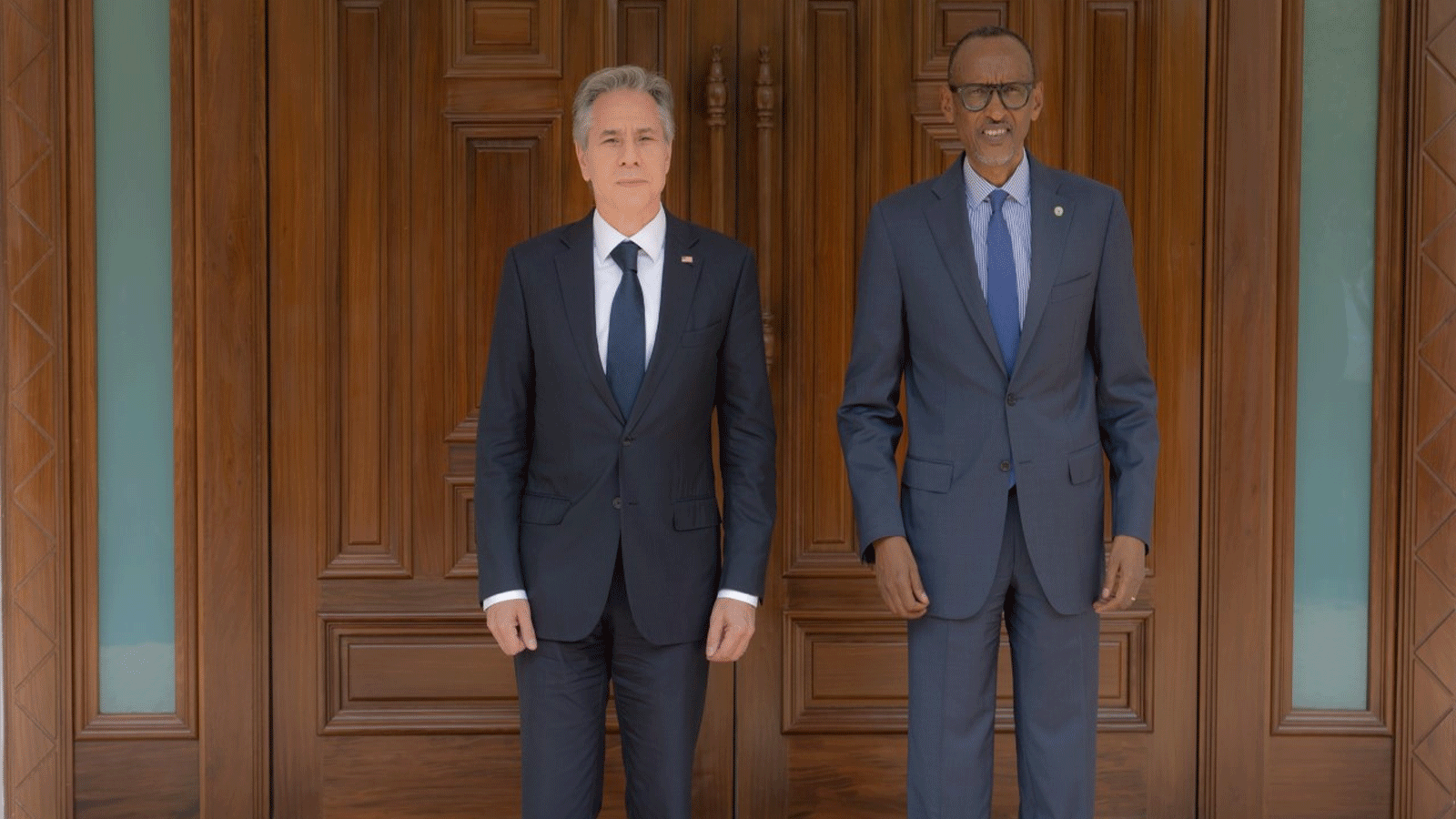 وزيرالخارجية الأميركية أنتوني بلينكن مع مع الرئيس بول كاغامي في اليوم الأخير من جولته الأفريقية(تويتر)