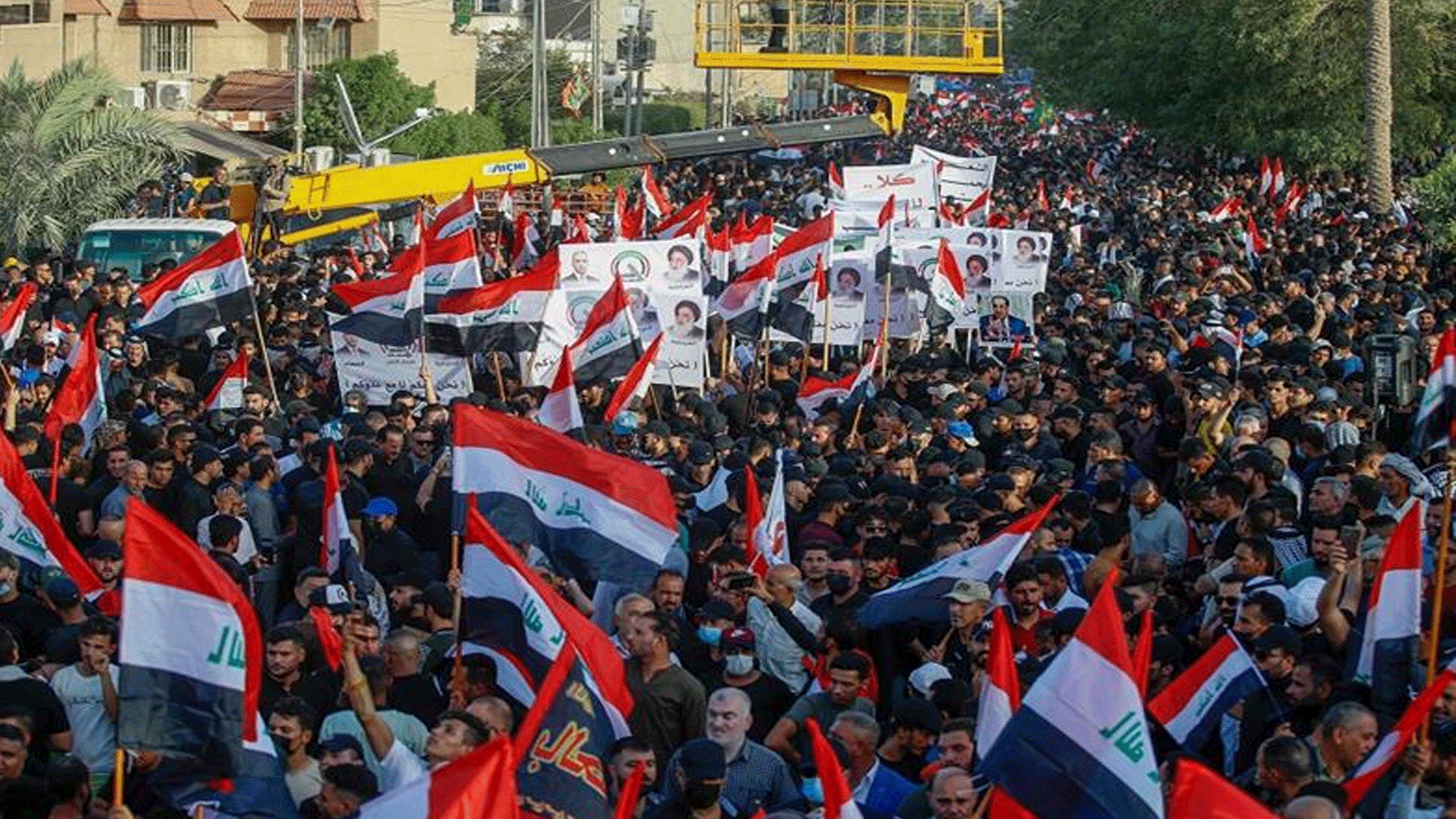اعتصامان.. في شوارع العراق