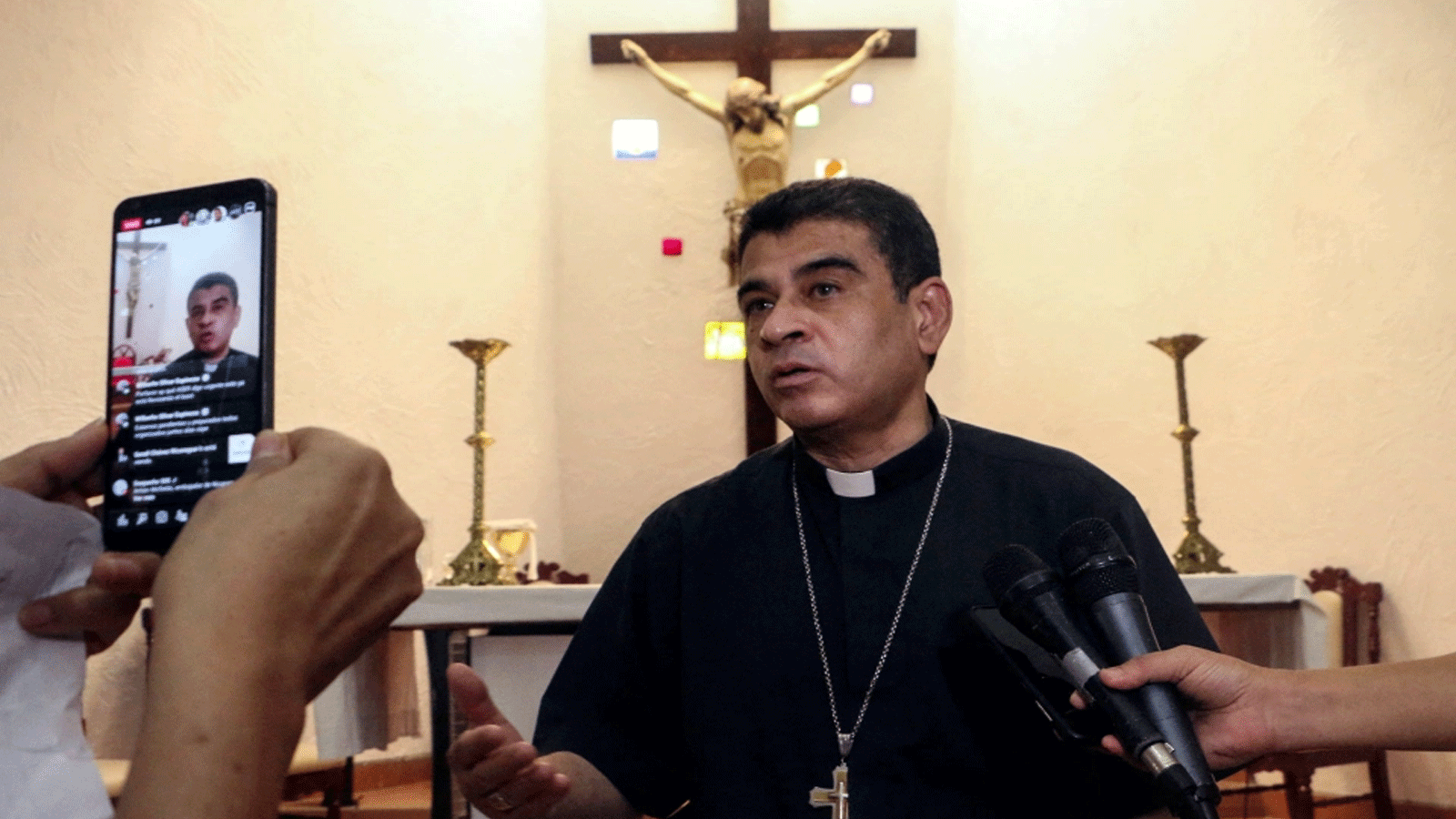 أسقف نيكاراغوا قيد الإقامة الجبرية بتهمة زعزعة الاستقرار