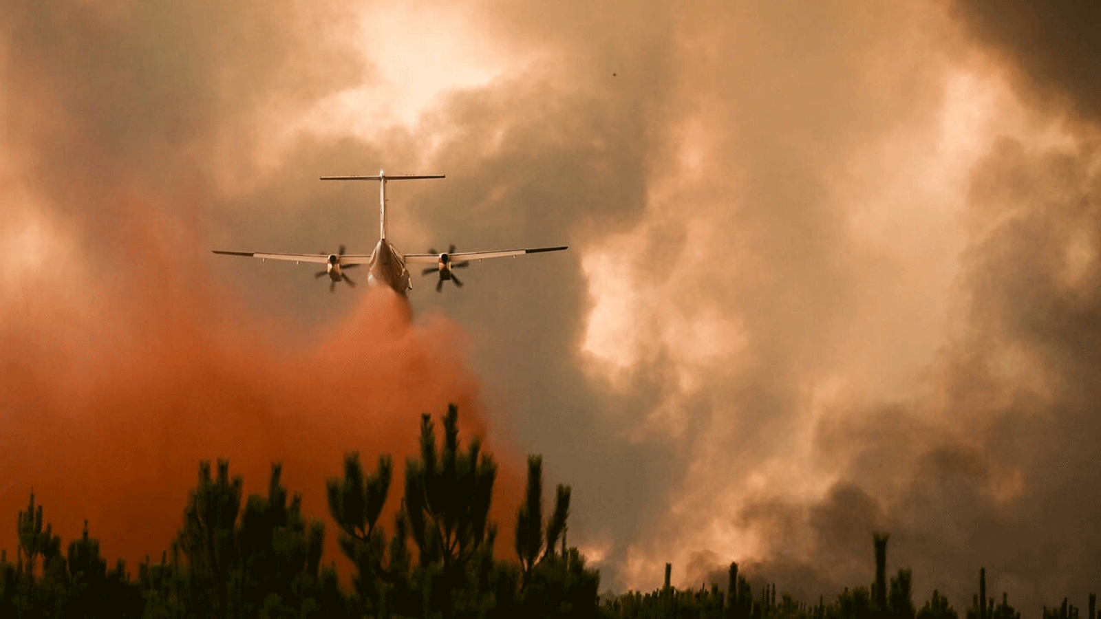 حريقٌ يأتي على آلاف الهكتارات في إسبانيا