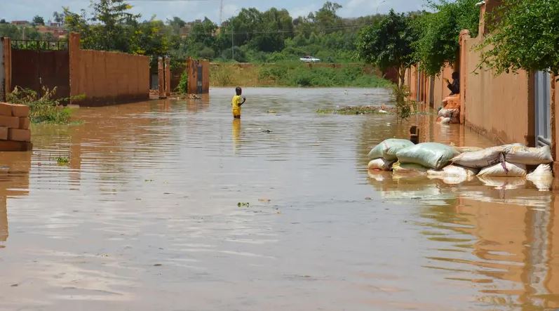 جانب من الفيضانات في النيجر الثلاثاء 16 أغسطس 2022