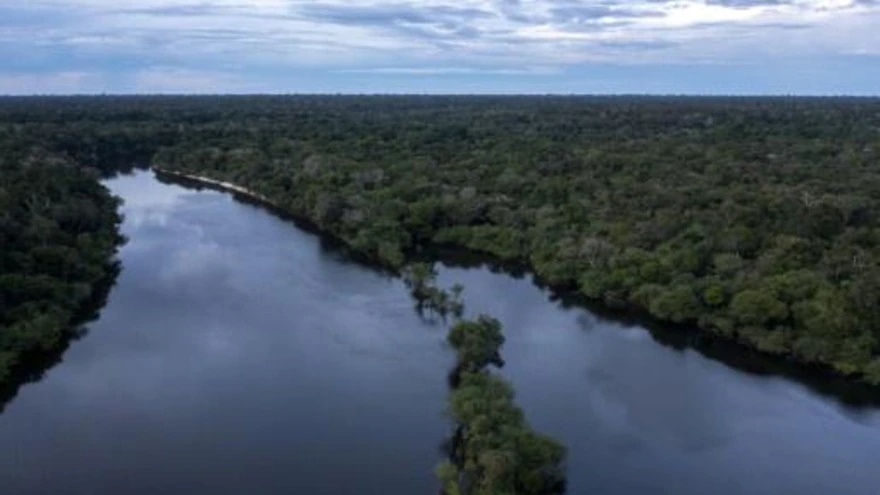 لقطة جوية لنهر مانيكوري في الامازون في 7 يونيو 2022 