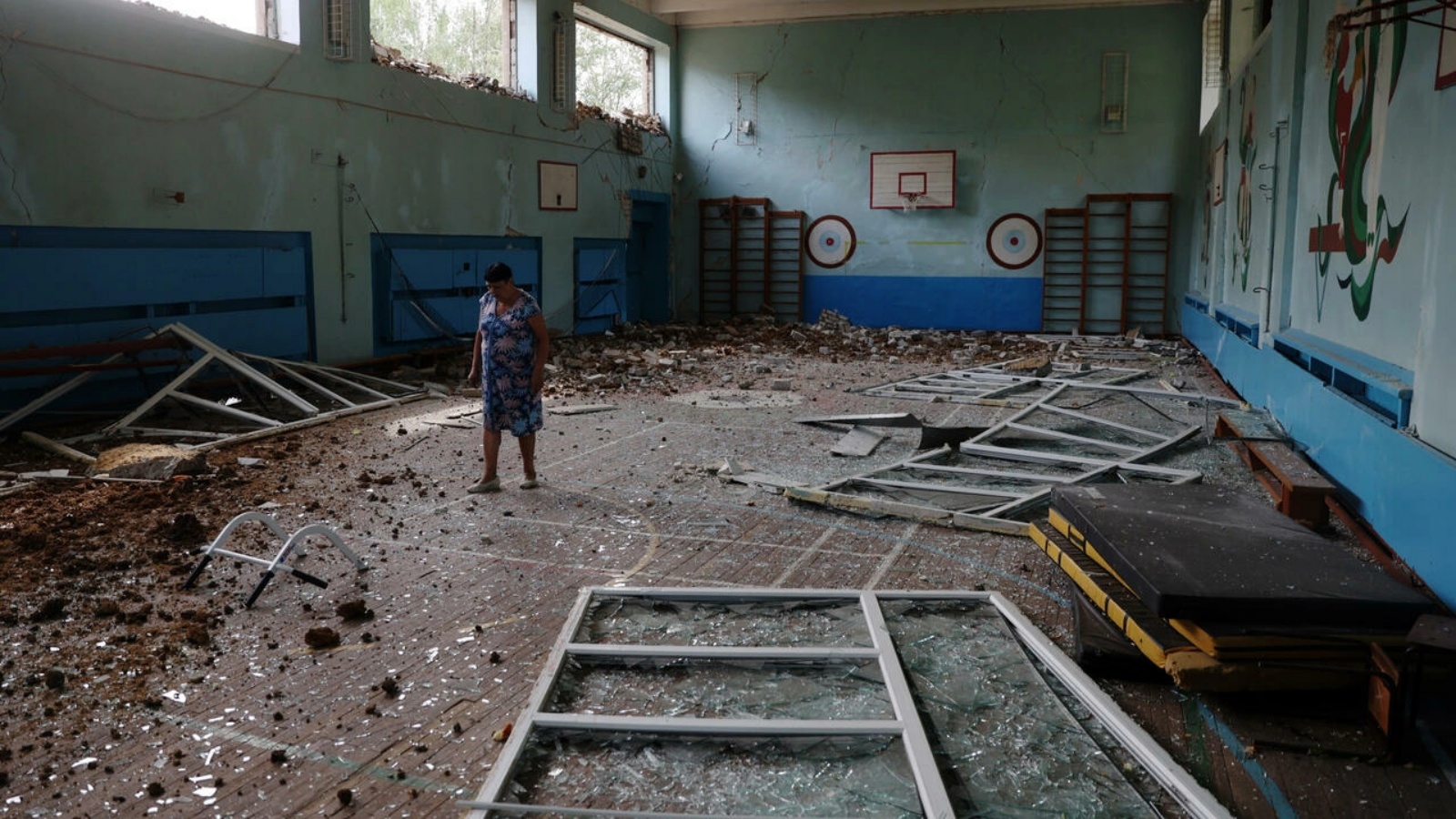 وزارة التعليم تقول إن 2135 مدرسة تضررت في الحرب، مثل تلك الموجودة في سلوفيانسك