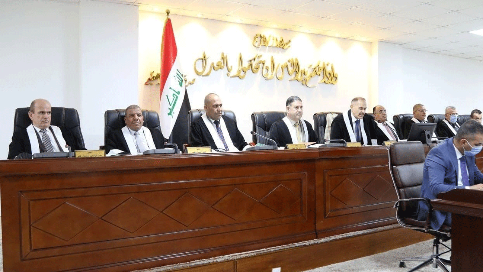 المحكمة الاتحادية العراقية العليا أعلنت الاربعاء 31 آب\ اغسطس تأجيل حكمها في حلّ البرلمان الى غد (اعلام القضاء)