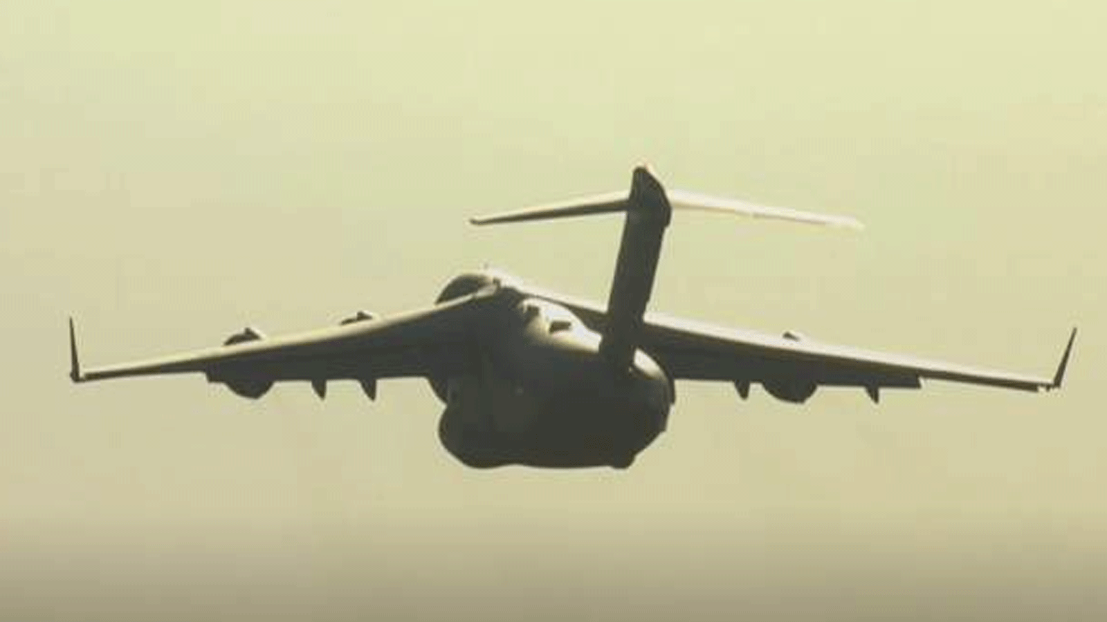 الطائرة العسكرية التي اقلّت نعش الملكة تغادر مطار ادنبرة الثلاثاء 13أيلول\سبتمبر 2022