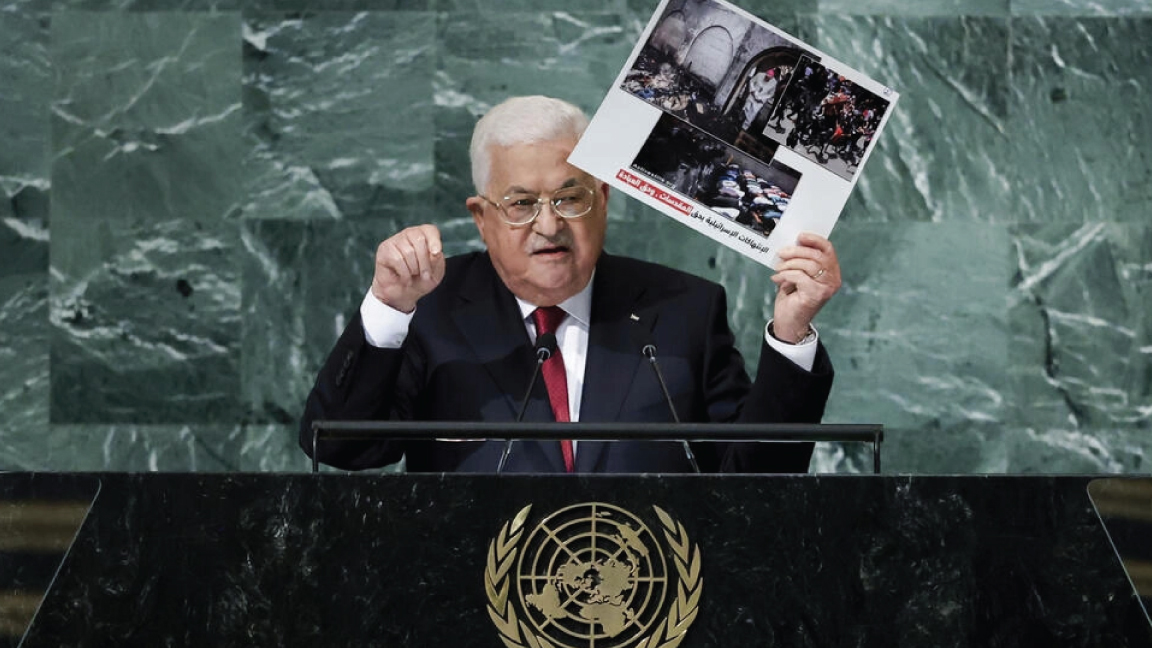 الرئيس الفلسطيني محمود عباس أثناء خطابه أمام الجمعية العامة للأمم المتحدة، نيويورك 23 أيلول/ سبتمبر 2022