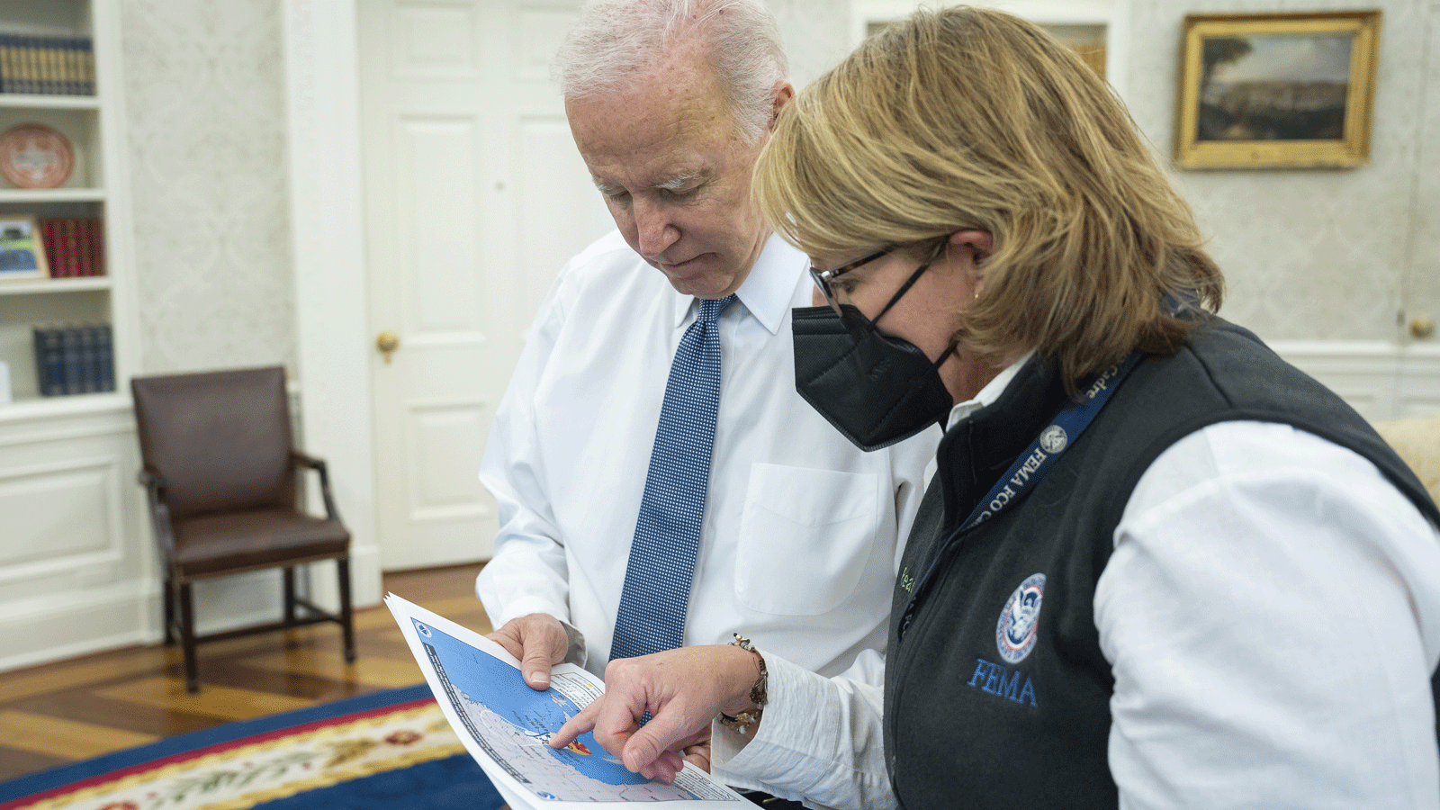 الرئيس الأميركي جو بايدن يبحث خطة الطوارئ لمواجهة تداعيات الإعصار