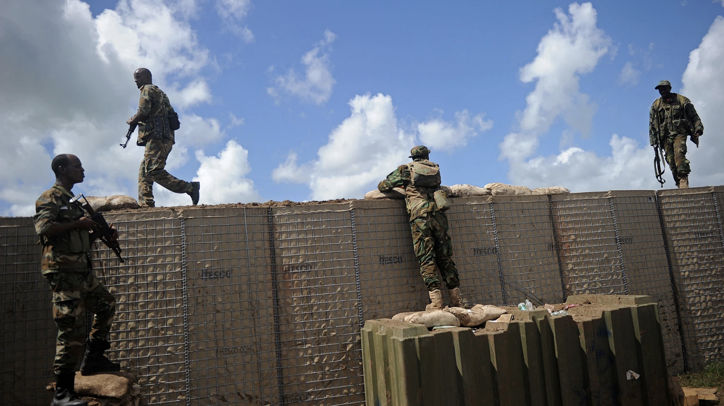 داخل قاعدة للجيش الصومالي في مقديشو