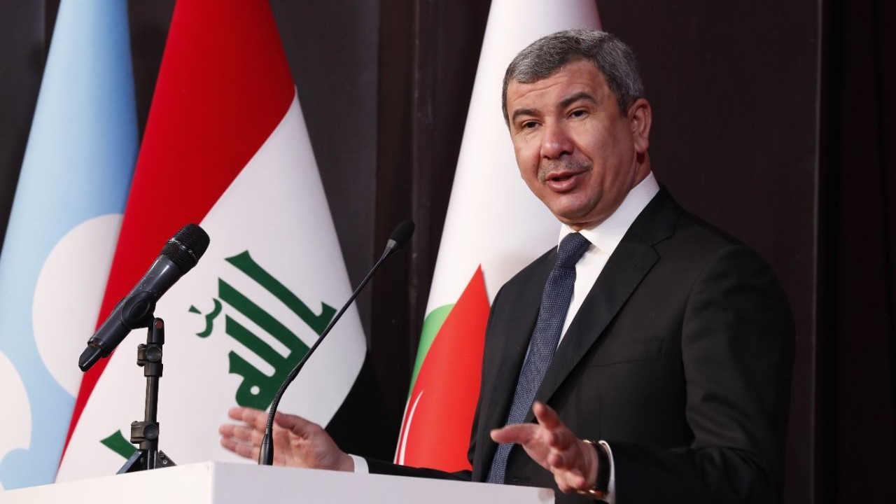 وزير النفط العراقي احسان عبد الجبار اسماعيل