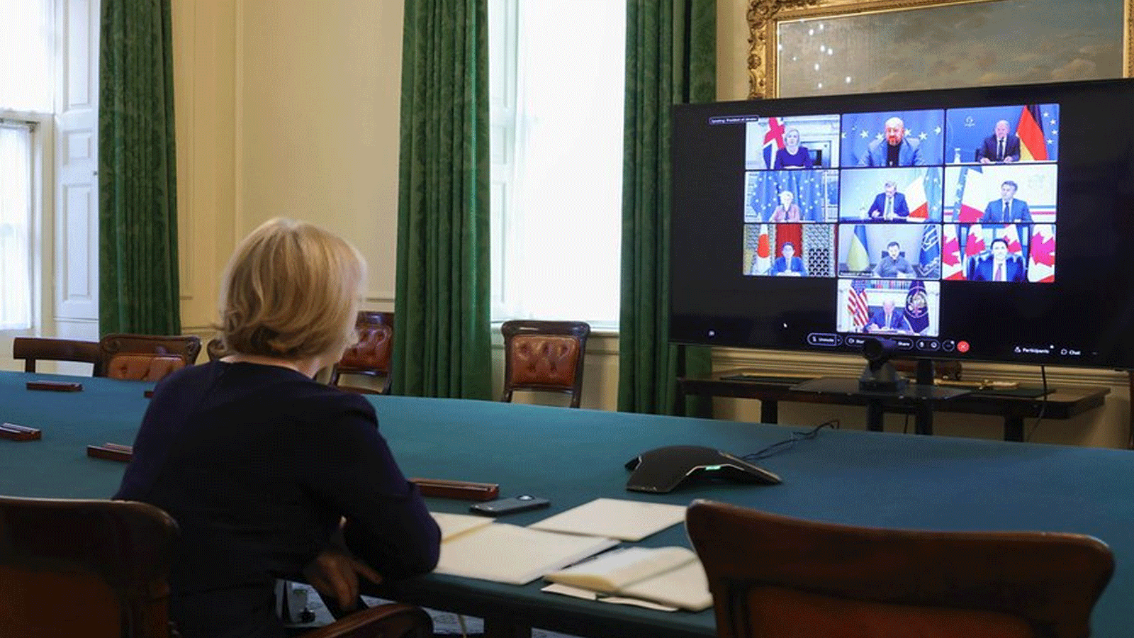 رئيسة وزراء بريطانيا ليز تراس تشارك في اجتماع G7 افتراضيا