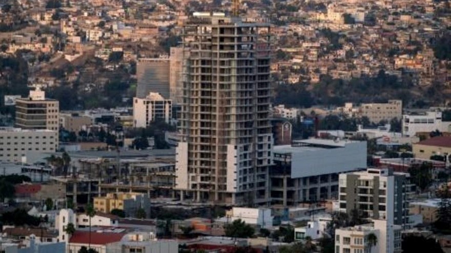  شقق ومباني مكاتب جديدة في تيخوانا في المكسيك، في الثالث من تشرين الأول/أكتوبر 2022