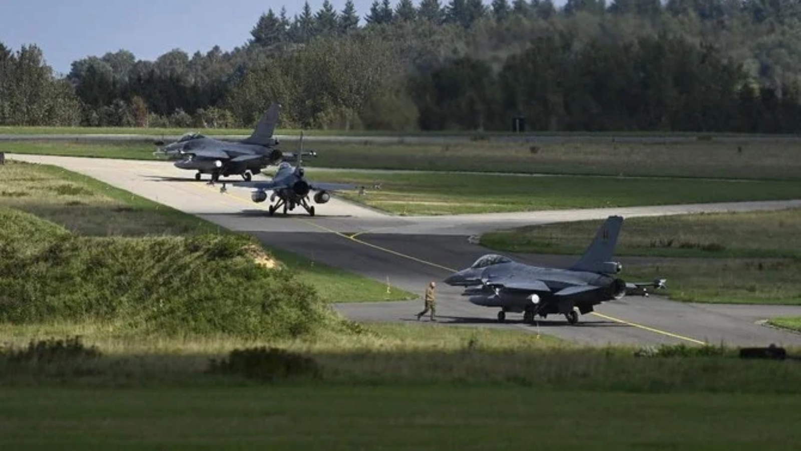 حلف شمال الأطلسي بدأ تدريبات عسكرية 