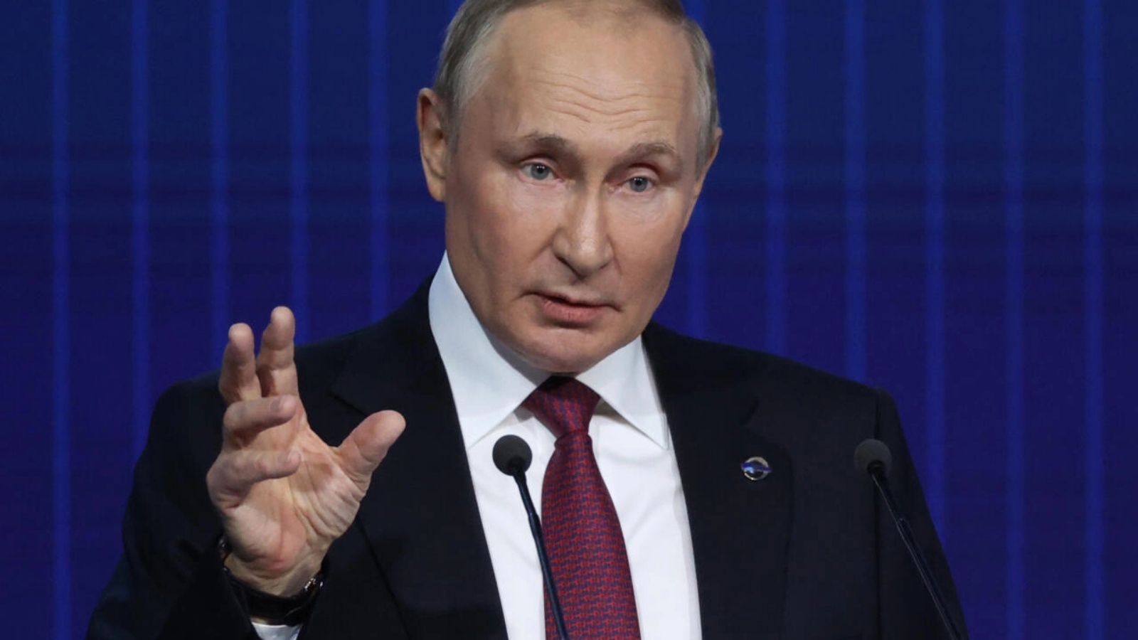الرئيس الروسي فلاديمير بوتين متحدثاً في منتدى فالداي في موسكو في 27 أكتوبر 2022 