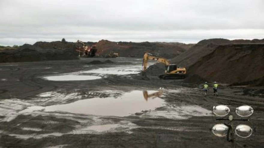 صورة التٌقطت في 27 تشرين الثاني/نوفمبر 2020 تُظهر موقع تعدين المنغنيز في التابع لشركة Comilog (Compagnie Minière de l'Ogouée) في مواندا في الغابون