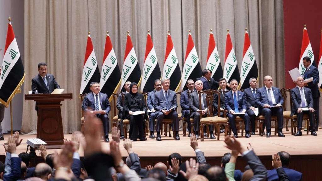 نواب عراقيون يثوتون على منح الثقة للحكومة العراقية الجديدة برئاسة محمد شياع السوداني