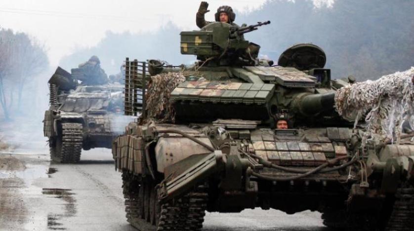 دبابتان أوكرانيتان في جبهة خاركيف