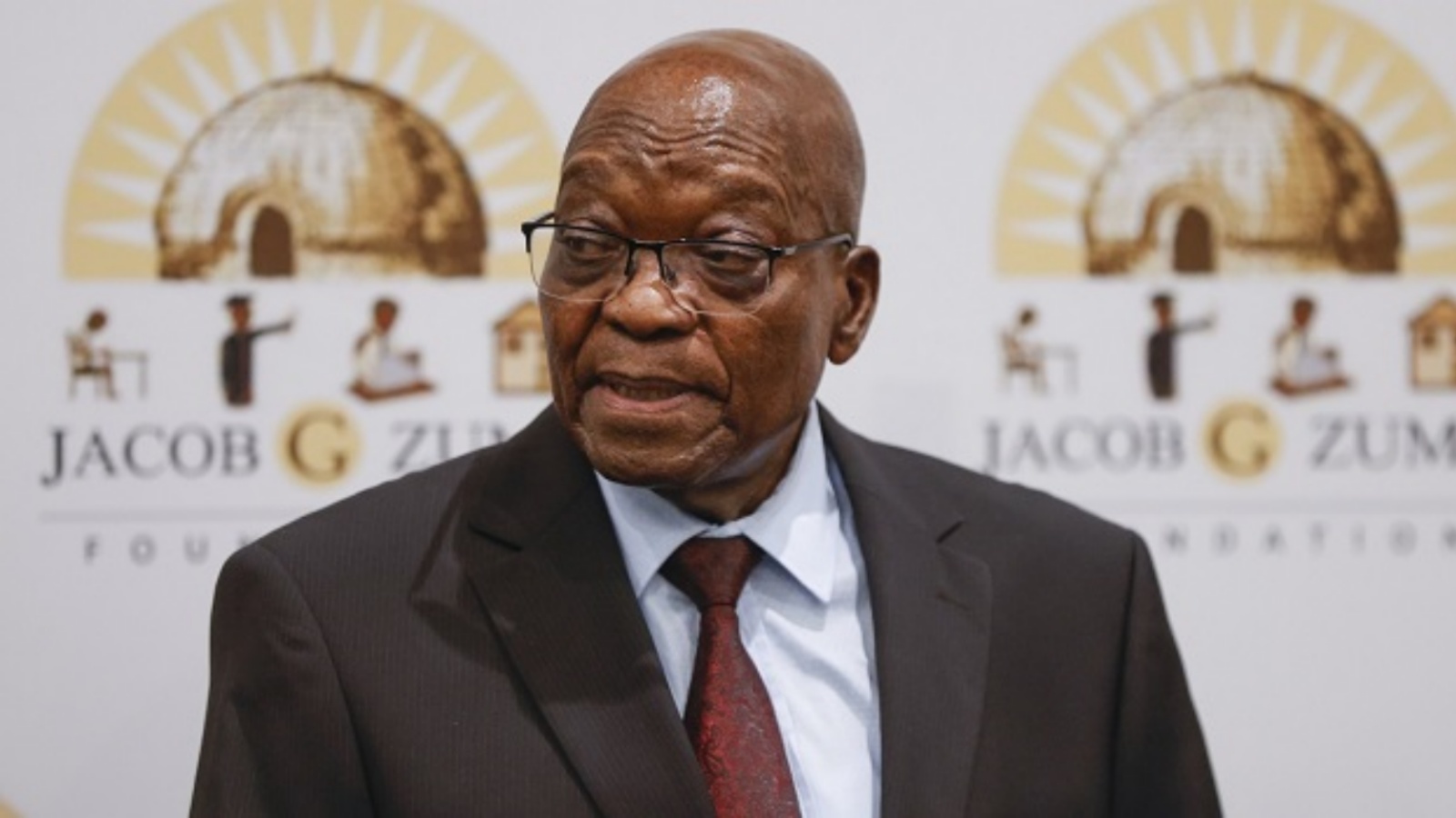 رئيس جنوب أفريقيا السابق جاكوب زوما خلال مؤتمر صحفي في فندق ماسلو في ساندتون، المركز التجاري في جوهانسبرج في 22 أكتوبر 2022