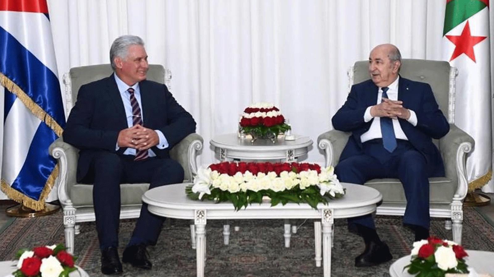  الرئيس الجزائري عبد المجيد تبون ونظيره الكوبي ميغيل دياز كانيل الذي يزور الجزائر حاليا لتعزيز العلاقات الثنائية بين البلدين(QNA)